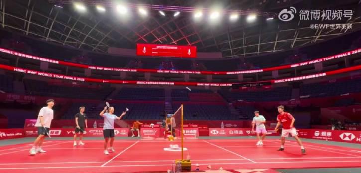 Stuck Abroad? How Overseas Chinese Can Finally Watch Chinese Shows Without Buffering! (Plus: Inside Look at Badminton Stars’ Secret Training)