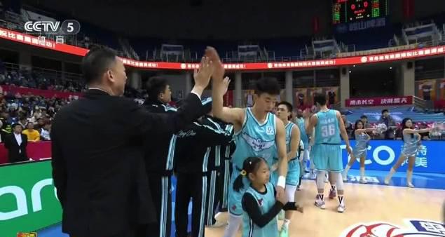 Shocking! Foreign Player Scores 56 Points in Under 25 Minutes, Exposing the Hidden Crisis in Chinese Basketball?