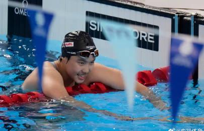 13-Year-Old Swimmer Breaks Records and Rules: How Overseas Chinese Can Watch Her Rise Without Geo-Blocks